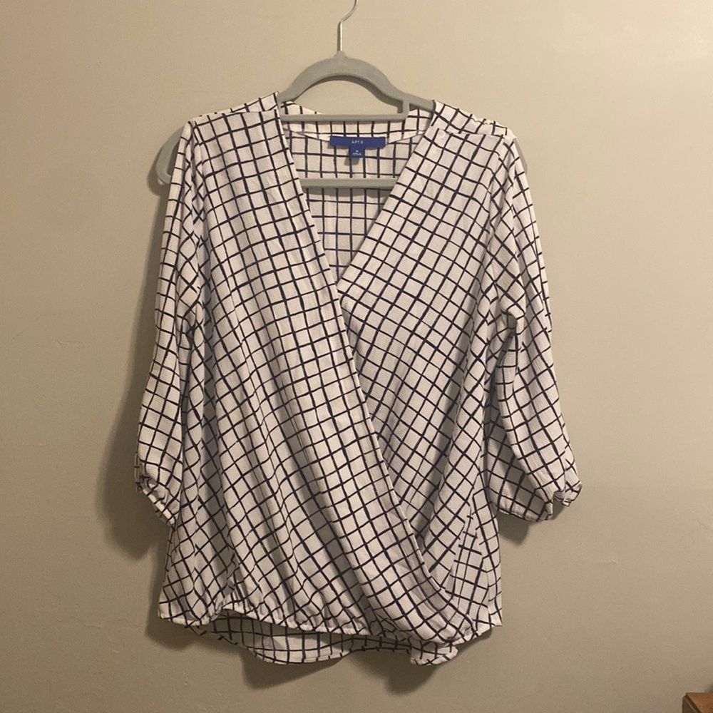 Black and White Modern Blouse